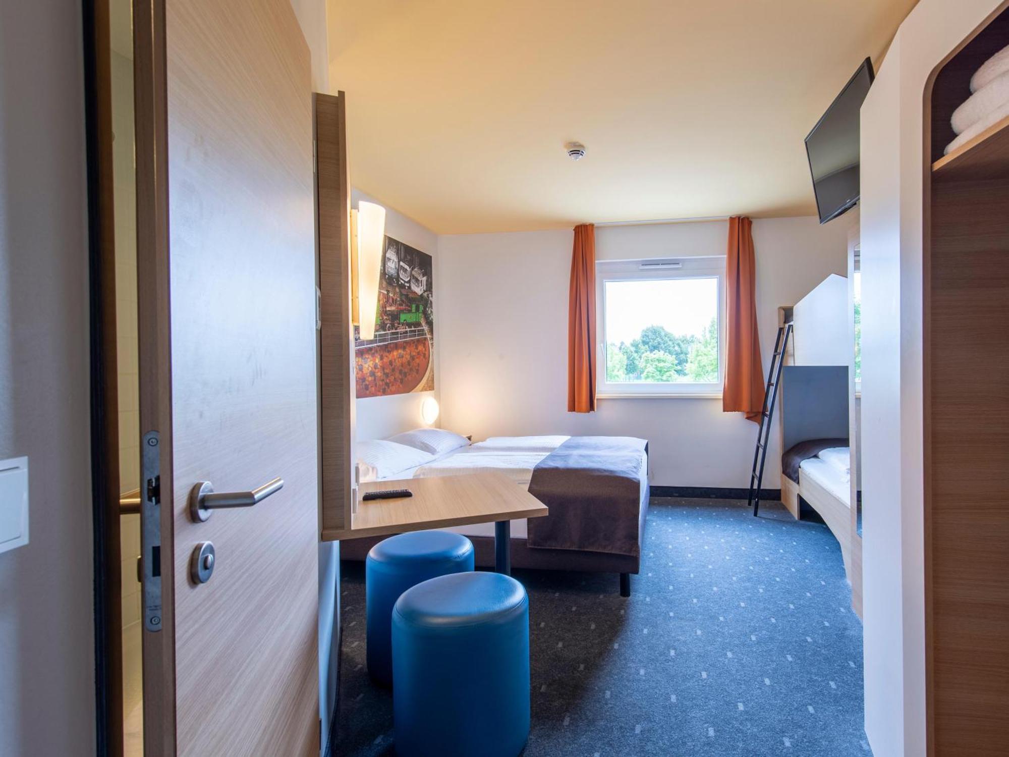 B&B Hotel Augsburg-Sued ภายนอก รูปภาพ