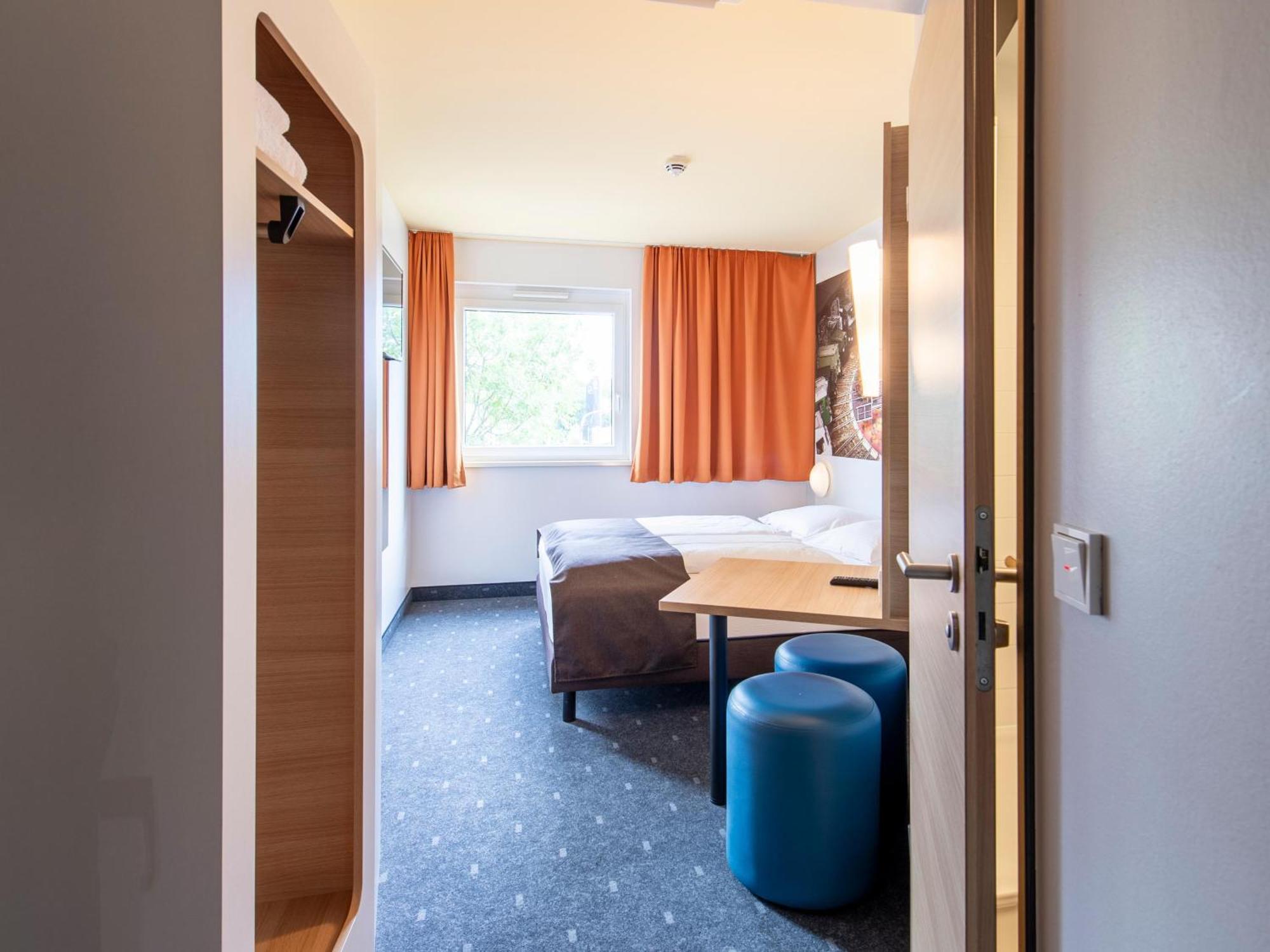 B&B Hotel Augsburg-Sued ภายนอก รูปภาพ