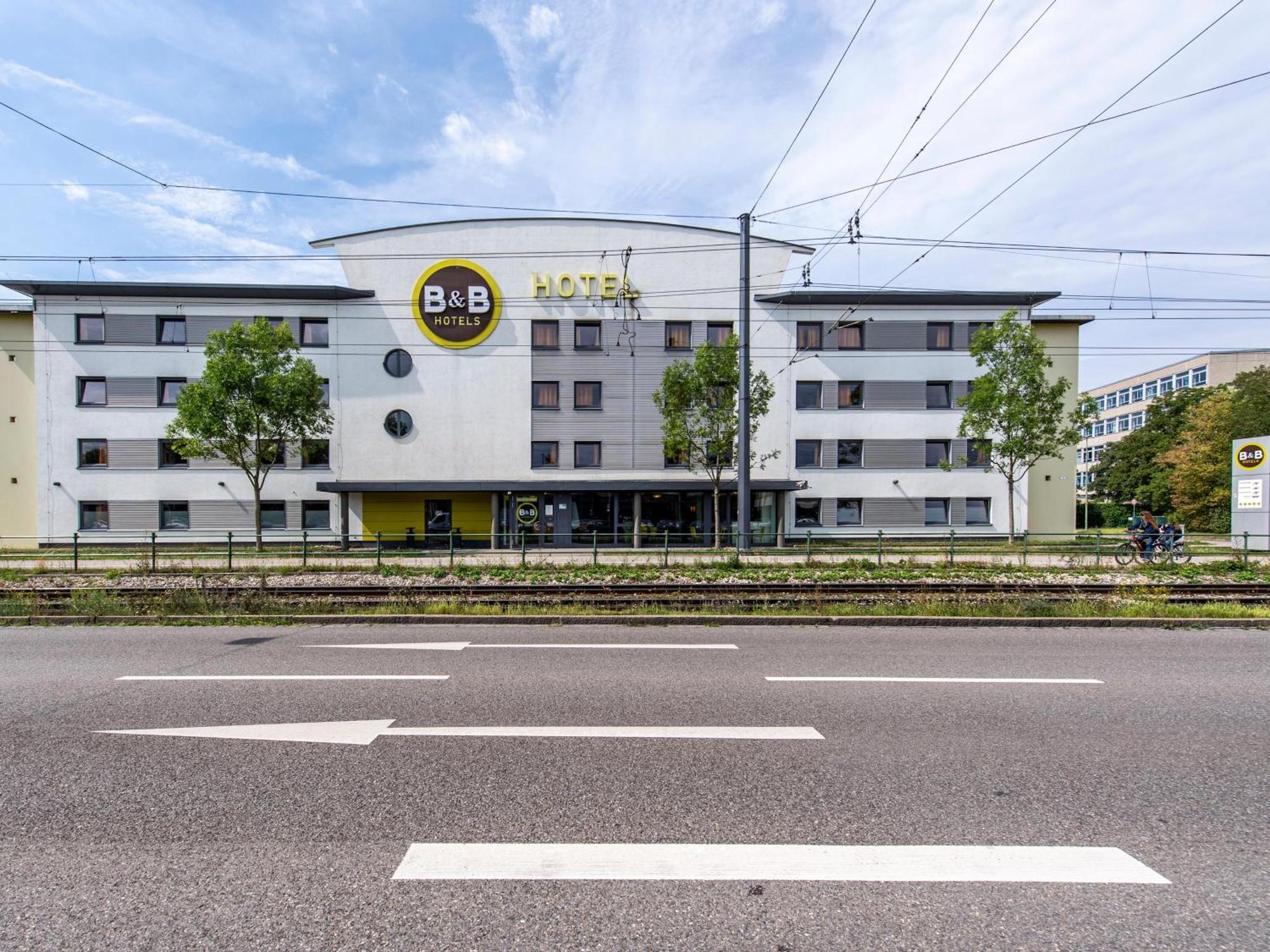 B&B Hotel Augsburg-Sued ภายนอก รูปภาพ