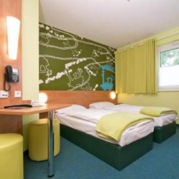 B&B Hotel Augsburg-Sued ภายนอก รูปภาพ